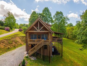 Exterior - Beaver Rock Lodge - Pet friendly! Arcade table! 15min to Banner Elk! (Elk Park)