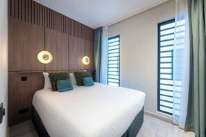 10 soverom, strykejern/-brett, wi-fi og sengetøy