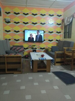 Interior - Stay in royal comfort in the historic city of abomey (Abomey)