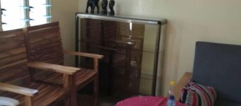 Stay in royal comfort in the historic city of abomey