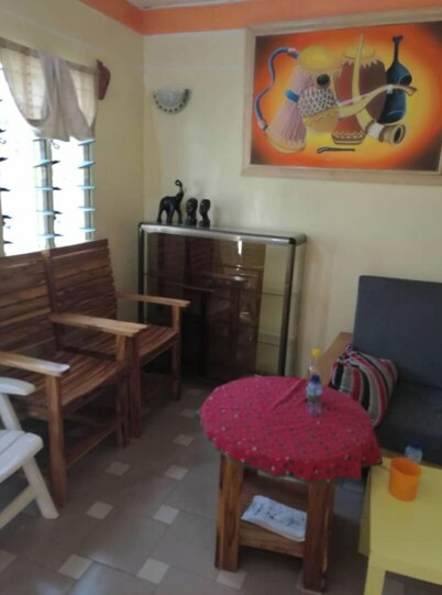 Stay in royal comfort in the historic city of abomey