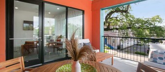 The Garden District's Pied-à-Terre on Prytania | 4 Bedrooms