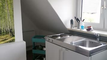 Kühlschrank, Ofen, Herdplatte, Geschirrspüler