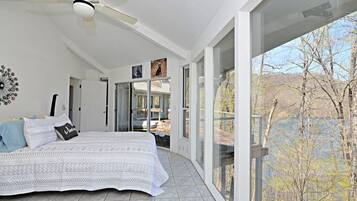 3 sovrum, strykjärn/strykbräda, wi-fi och sängkläder