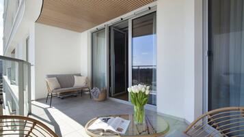 Premium Apartment | Terrace/patio