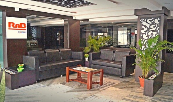 Lobby-Lounge