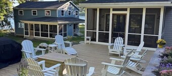 Step-free lake house, screened porch