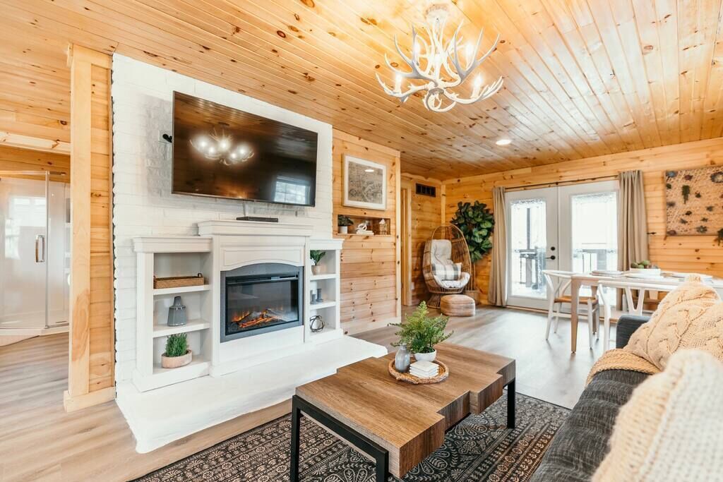 TV, peis og DVD-spiller