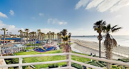 Oceanfront condo with direct beach access, pool, hot tub, & private balcony