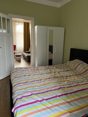 1 Schlafzimmer, Schreibtisch, Bügeleisen/Bügelbrett, WLAN