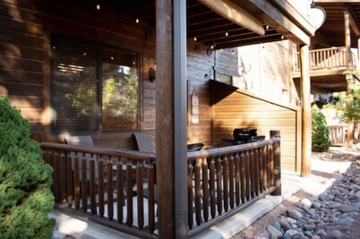 Cozy White Mountain Getaway! 