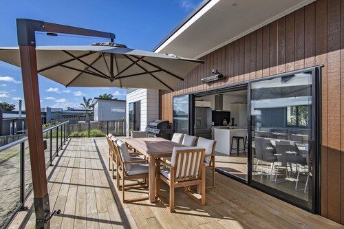 Tuturu Bliss - Ruakākā Holiday Home