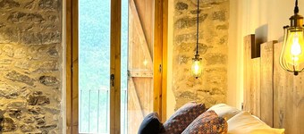 A totally renovated rural design house in the middle of nature.