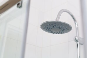 Apartment | Badezimmer | Dusche, Haartrockner, Bidet, Handtücher