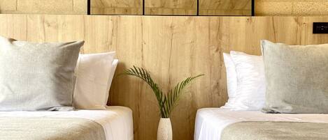 1 غرفة نوم وخزنة داخل الغرفة وستائر تعتيم ومكواة/لوح كي