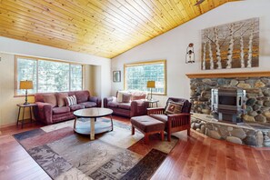 TV, tavolo da calcetto