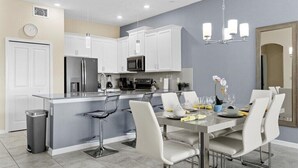 Unclassified image, 4 of 62, button - 2 Bedrooms/ 2 Bathrooms/ Champions Gate (897 OA) (Davenport)