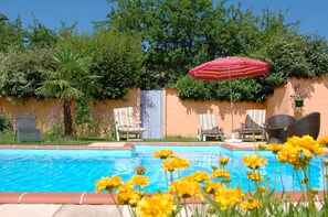 Outdoor pool - Gite in the mountains (Seix)