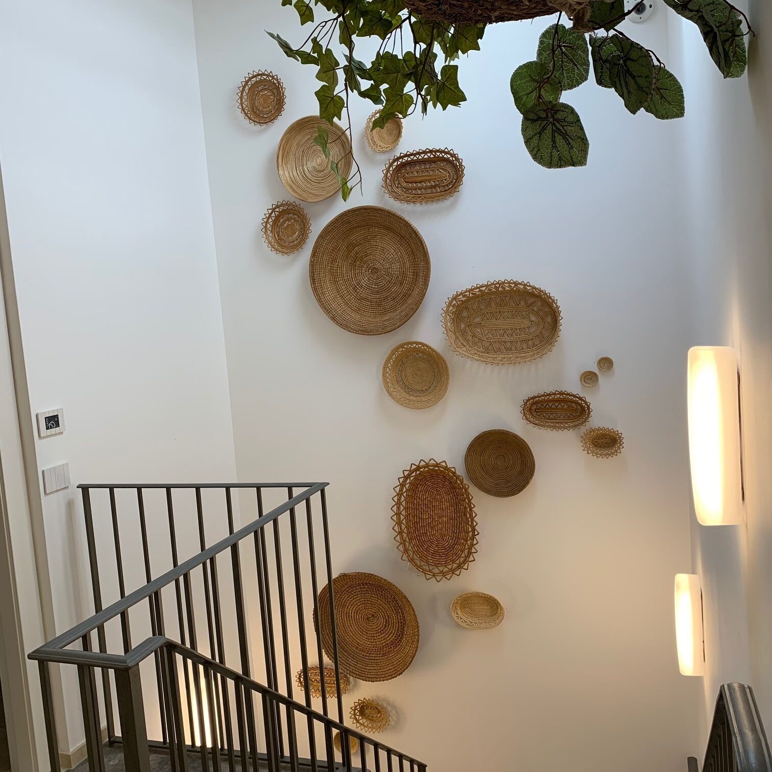 高级三人房 | 客房内保险箱、遮光窗帘、隔音、免费 WiFi