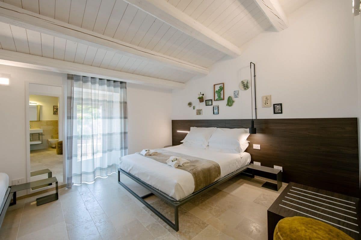 In-room safe, blackout drapes, soundproofing, free WiFi