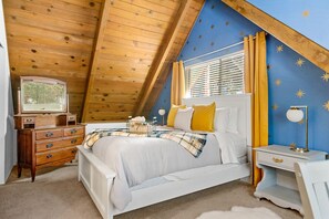 3 chambres, coffres-forts dans les chambres, bureau