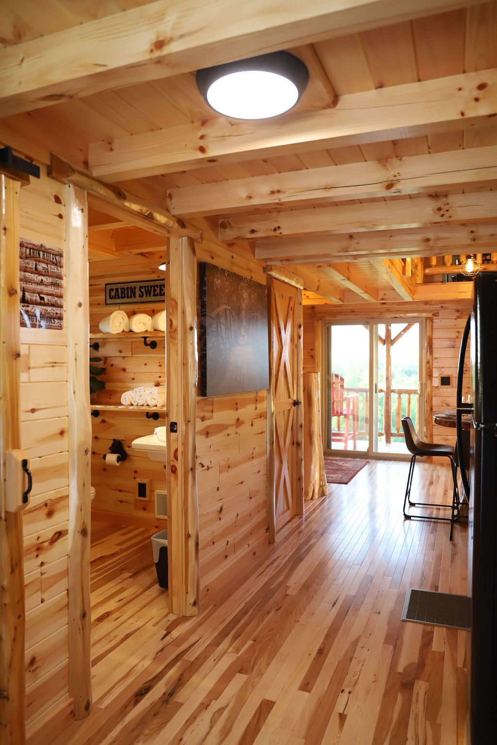 1 soverom, strykejern/-brett, wi-fi (inkludert) og sengetøy