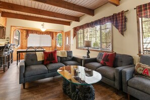 Téléviseur connecté, foyer, jeux vidéo