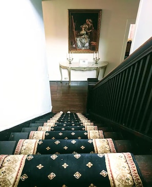 Interior - The Edgcote Room in Historic Holladay House (Orange)