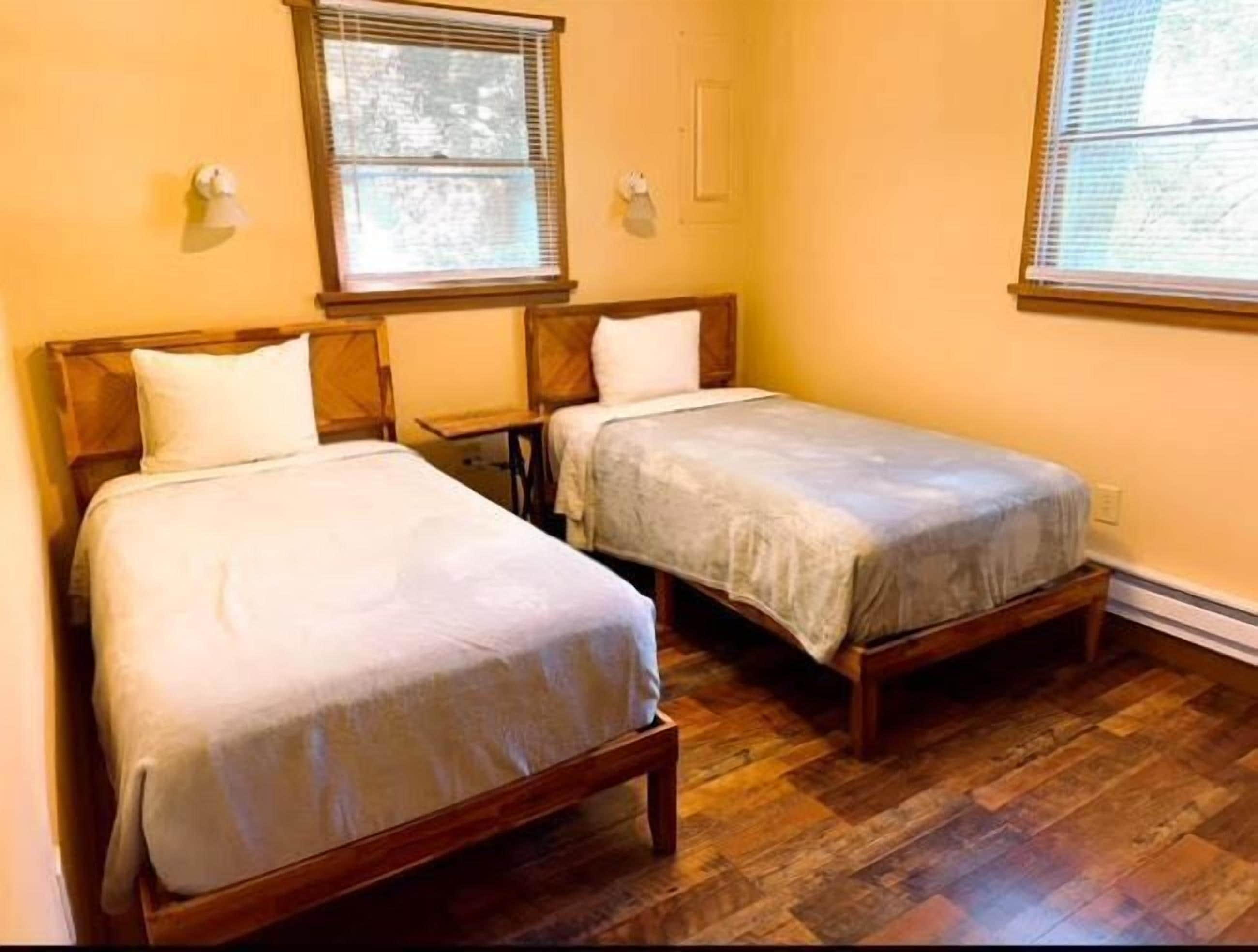 Stuga Deluxe | Sängtillbehör av högsta kvalitet, individuell inredning och unika möbler