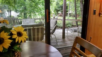 Premier Cottage | Terrace/patio