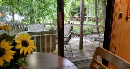 Cozy Creek Cottages