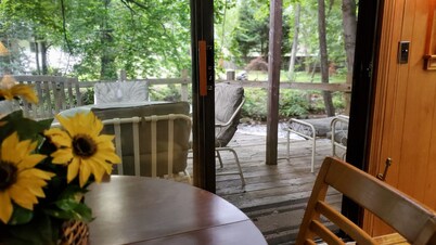 Cozy Creek Cottages