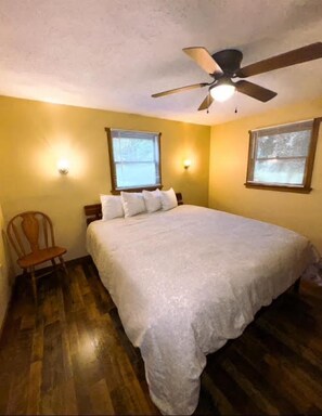 Deluxe-Ferienhaus | Hochwertige Bettwaren, individuell dekoriert, individuell eingerichtet