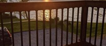 🌅 Sunset BEAUTY Cottage on Lake Erie - Newer Build