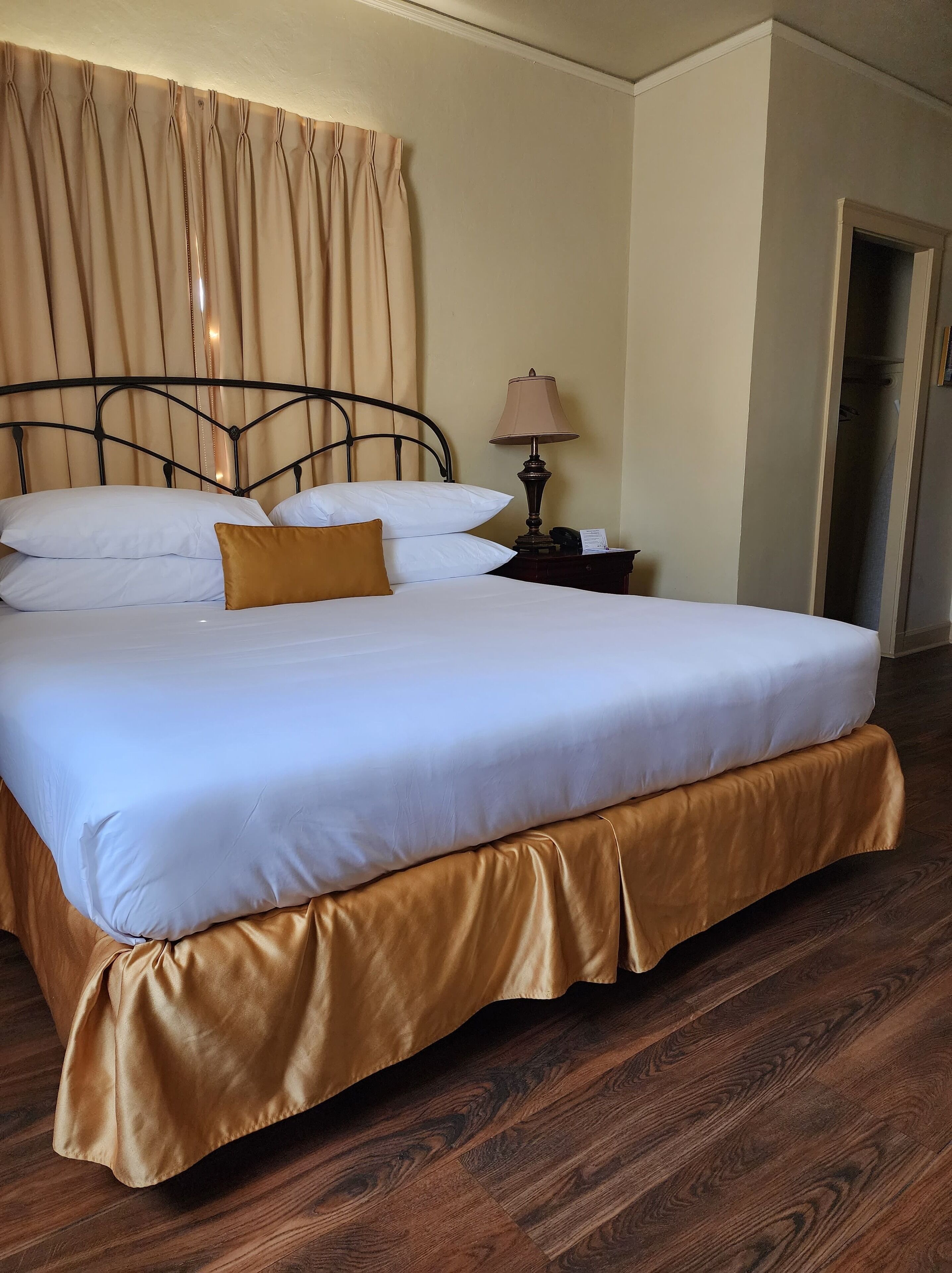 room, 1 king bed | hypo-allergenic bedding, individually furnished, blackout curtains