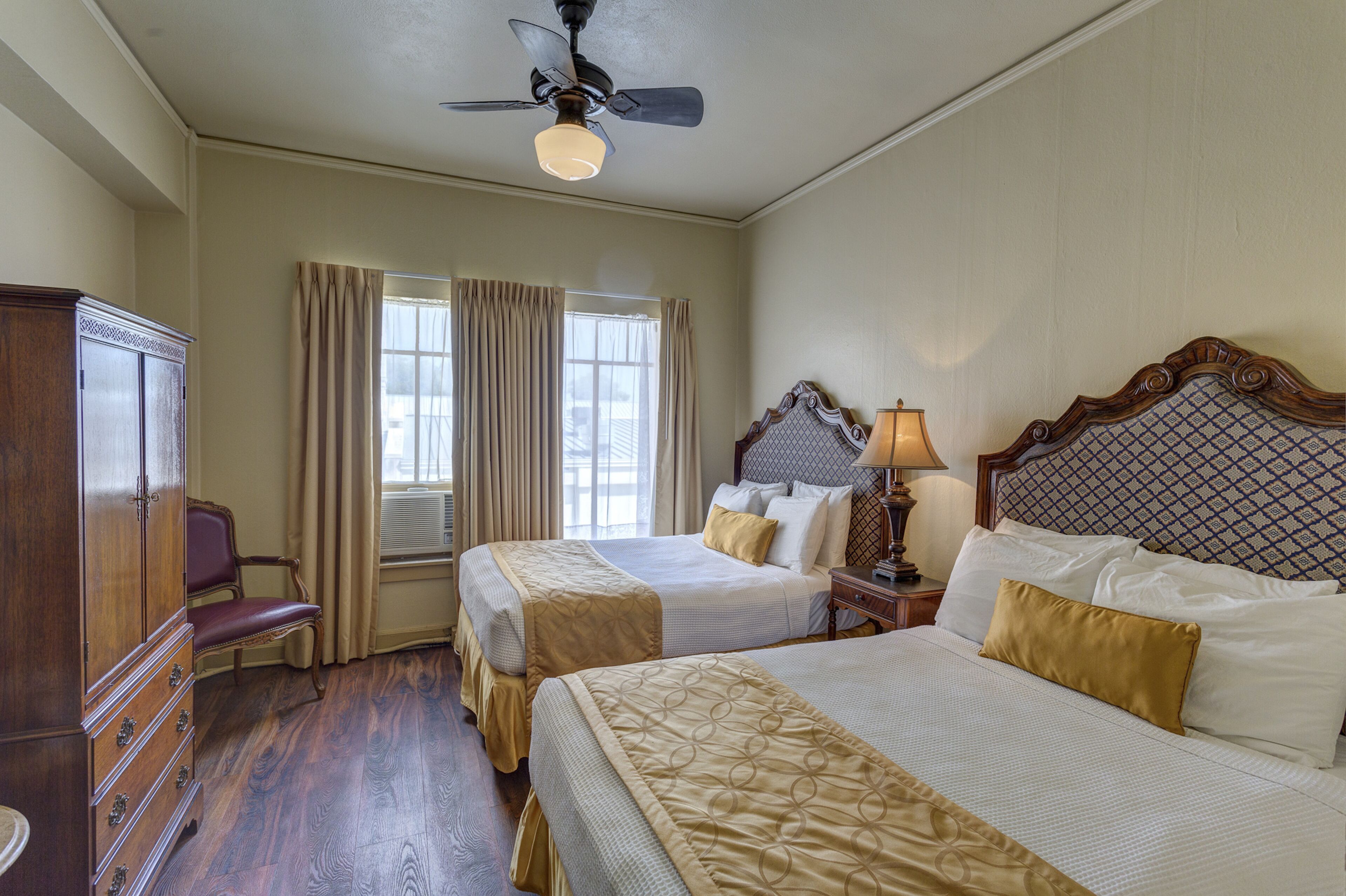 double room, 2 double beds | hypo-allergenic bedding, individually furnished, blackout curtains