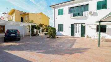 Villa | 3 bedrooms, iron/ironing board, WiFi