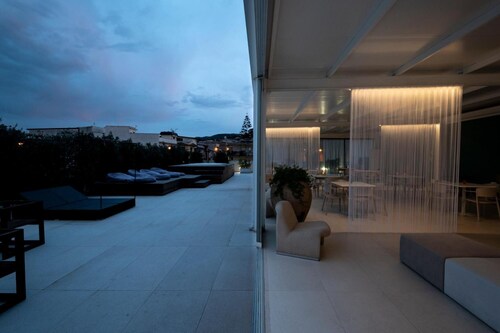 Alkamuri Posh Hotel Spa 103 Suite Superior