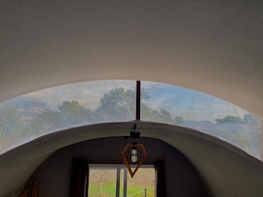 Tente Design | Draps en coton égyptien, literie de qualité supérieure, bureau, Wi-Fi