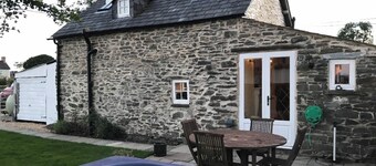 Beautiful detached Welsh country cottage