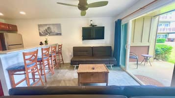 Télévision, table de tennis de table