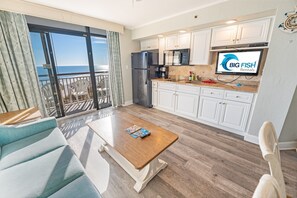 TV - New Direct Oceanfront,Amazing Views at Beach Cove! (North Myrtle Beach)