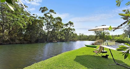 Lake Frontage at Lake Tabourie