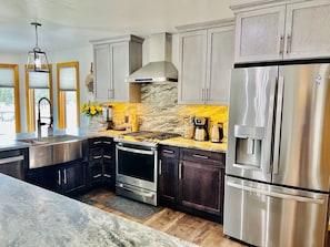 Fridge, microwave, oven, dishwasher