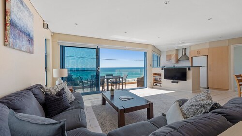Aqua Shores Apartment