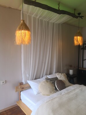 Deluxe-Doppelzimmer | Schreibtisch, laptopgeeigneter Arbeitsplatz, Bettwäsche