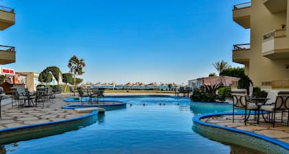 Magic Beach Hotel Hurghada