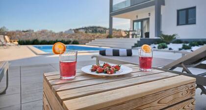 Villa Clear Skies - pool, jacuzzi, location, sea views, comfort and design by MyWaycation