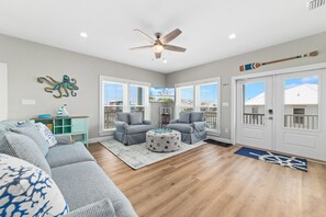 Smart-TV, videospill, DVD-spiller og bøker