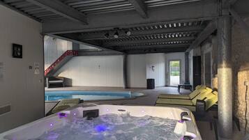 Piscine couverte, piscine chauffée